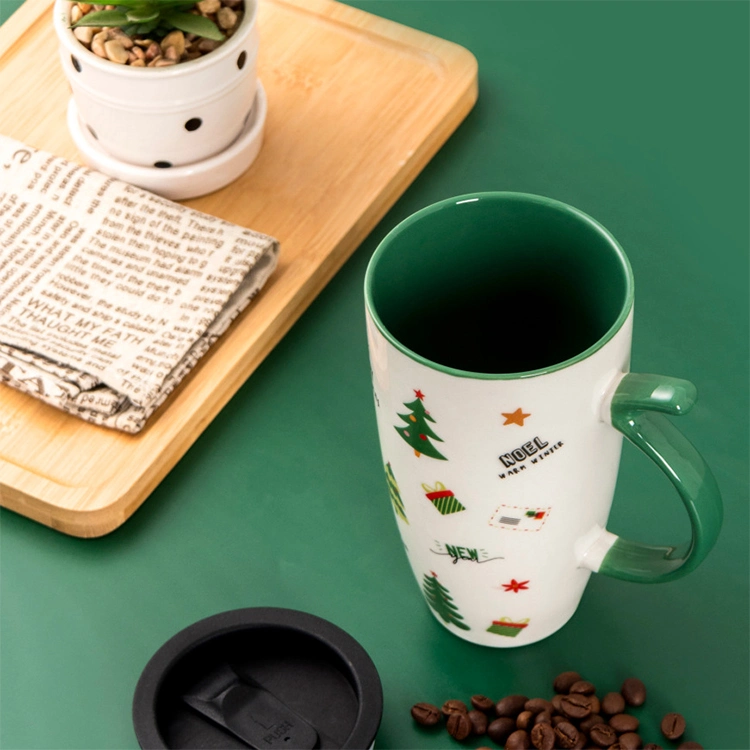 New Christmas Large-Capacity Sealed Lid Ceramic Coffee Cup Pottery Breakfast Milk Mug Travel Mug with Silicon Lid